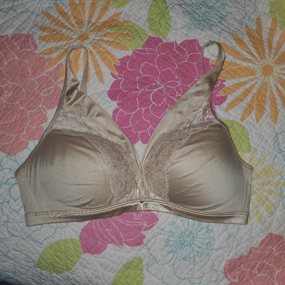 Maidenform Fit to Flirt Allover Lace Bra